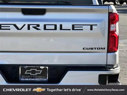 2022 Chevrolet Silverado 1500 Custom