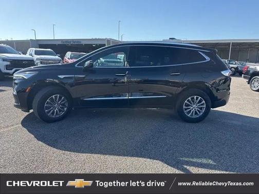 2023 Buick Enclave Essence FWD