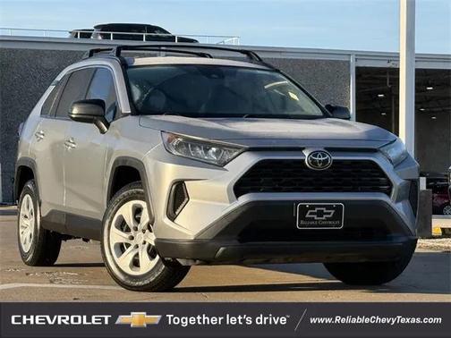2019 Toyota RAV4 LE