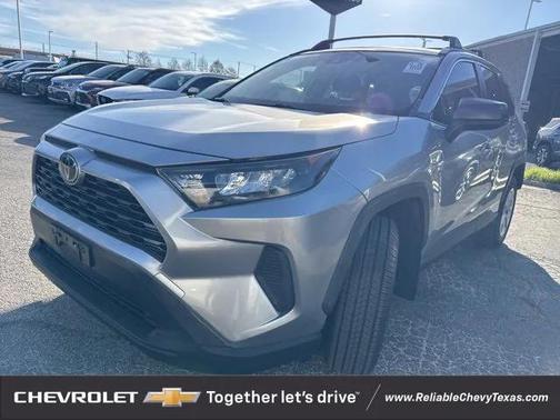 2019 Toyota RAV4 LE