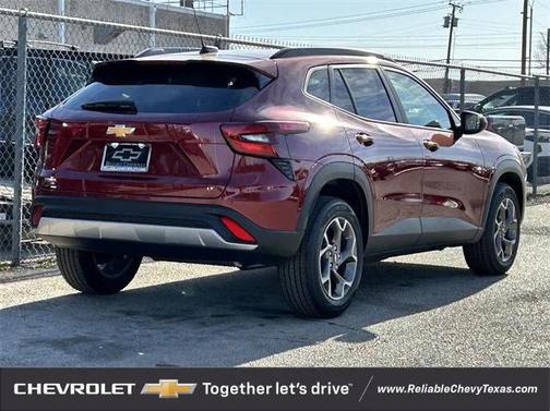 2025 Chevrolet Trax LT