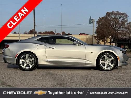 2019 Chevrolet Camaro 1LT