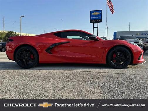 2026 Chevrolet Corvette Stingray w/2LT