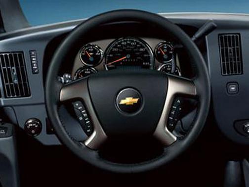 2009 Chevrolet Express 1500 Base