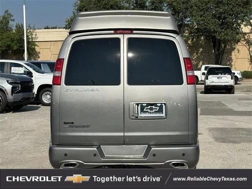 2025 Chevrolet Express 2500 RWD 2500 Extended Wheelbase WT
