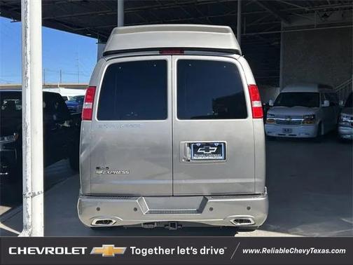 2025 Chevrolet Express 2500 RWD 2500 Extended Wheelbase WT