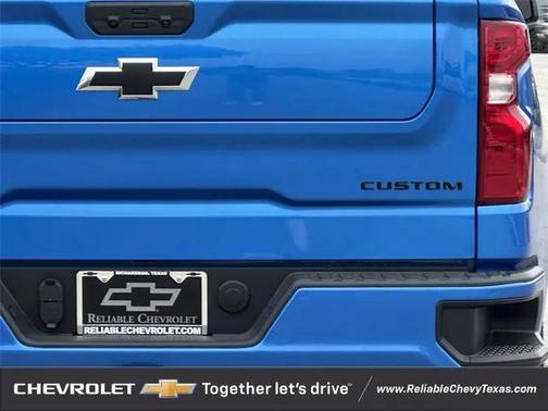 2025 Chevrolet Silverado 1500 Custom