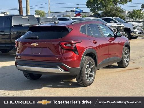 2024 Chevrolet Trax LT