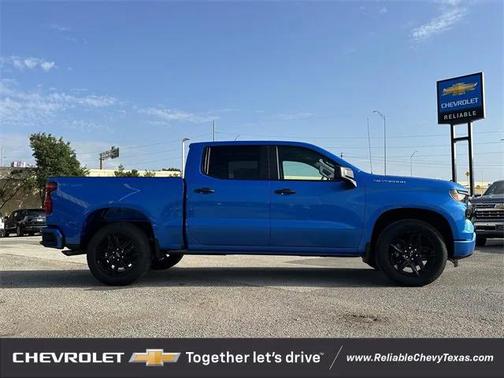 2025 Chevrolet Silverado 1500 Custom