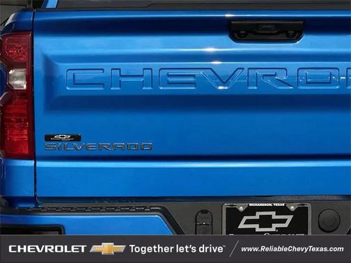 2025 Chevrolet Silverado 1500 Custom