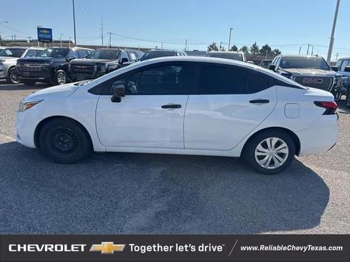 2021 Nissan Versa 1.6 S