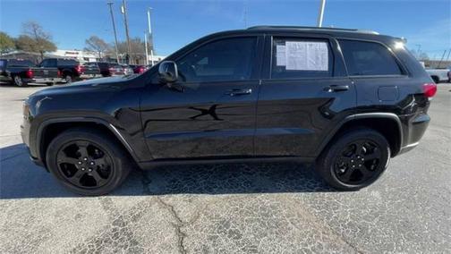 Photo 5 of 25 of 2018 Jeep Grand Cherokee Upland