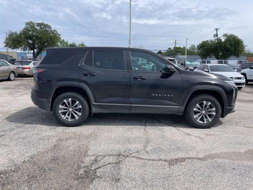 Mosaic Black Metallic 2026 Chevrolet Equinox 1LT