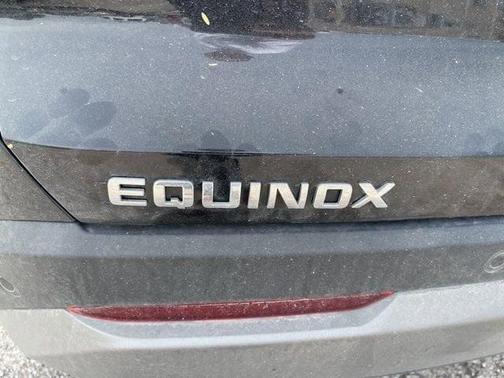 Mosaic Black Metallic 2026 Chevrolet Equinox 1LT