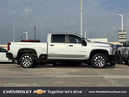 2021 Chevrolet Silverado 2500 Custom