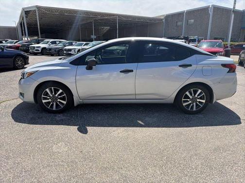 Brilliant Silver Metallic 2024 Nissan Versa 1.6 S