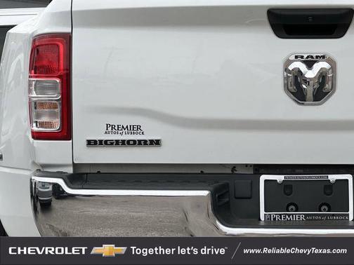 Bright White Clearcoat 2024 RAM 3500 Big Horn Crew Cab 4x4 8' Box