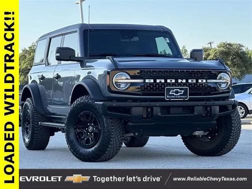 2023 Ford Bronco Base