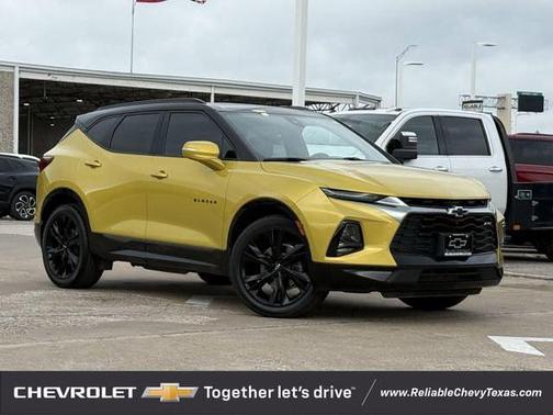 Nitro Yellow Metallic 2022 Chevrolet Blazer RS