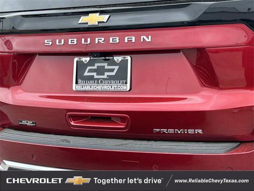 2025 Chevrolet Suburban Premier