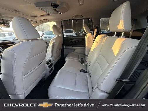 2019 Honda Pilot Touring 8-Passenger