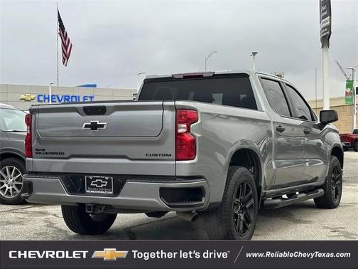 2024 Chevrolet Silverado 1500 Custom