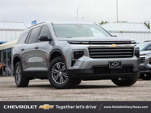 2025 Chevrolet Traverse LT