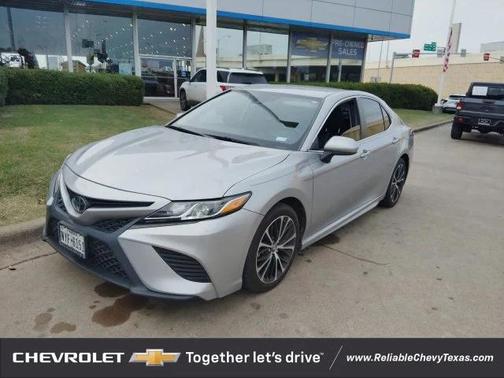 2019 Toyota Camry SE