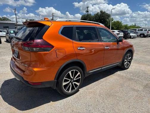 Monarch Orange Metallic 2019 Nissan Rogue SL
