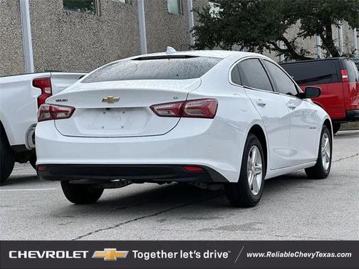 2022 Chevrolet Malibu FWD LT