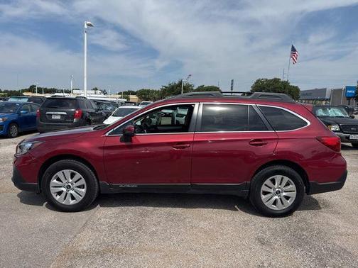 Crimson Red Pearl 2019 Subaru Outback 2.5i Premium