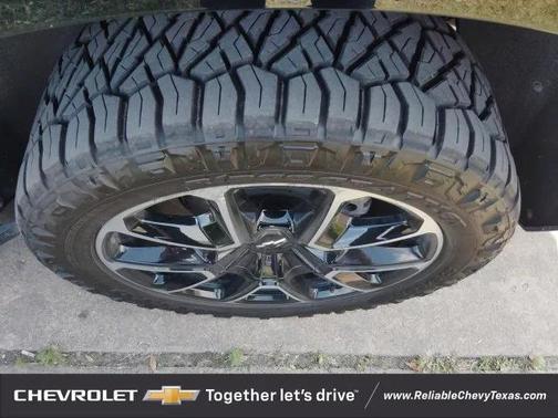 2022 Chevrolet Tahoe 4WD RST