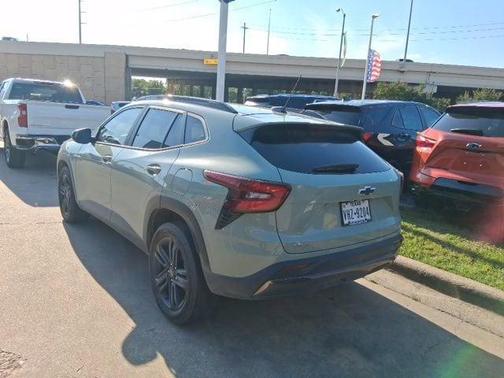 Cacti Green 2025 Chevrolet Trax FWD ACTIV