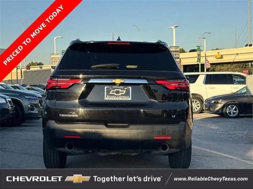 2022 Chevrolet Traverse LT Leather