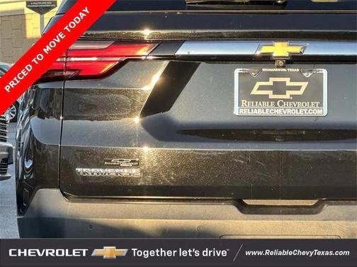 2022 Chevrolet Traverse LT Leather