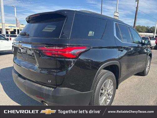 2022 Chevrolet Traverse LT Leather