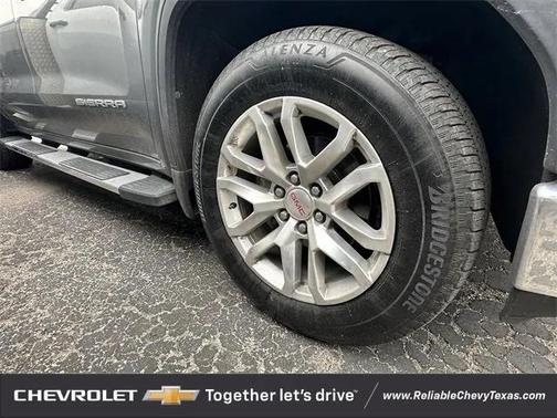 2021 GMC Sierra 1500 SLT