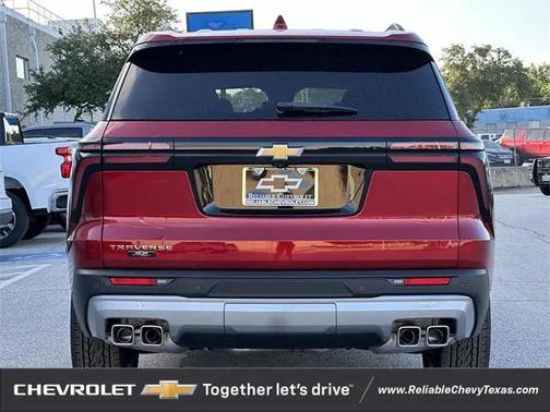 2025 Chevrolet Traverse LT