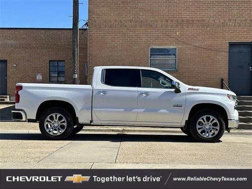 2025 Chevrolet Silverado 1500 LTZ
