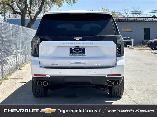 2025 Chevrolet Suburban Premier