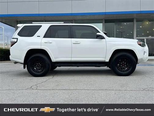 2021 Toyota 4Runner SR5