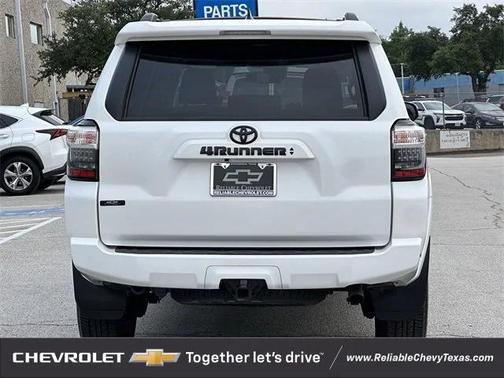 2021 Toyota 4Runner SR5