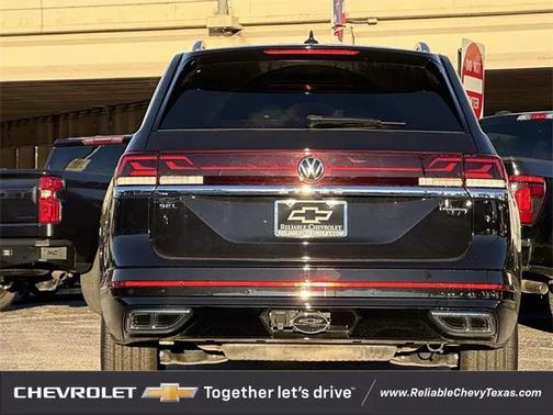 2025 Volkswagen Atlas 2.0T SEL Premium R-Line 4MOTION