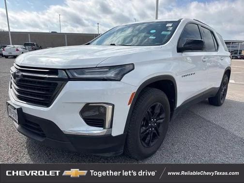 2022 Chevrolet Traverse LS