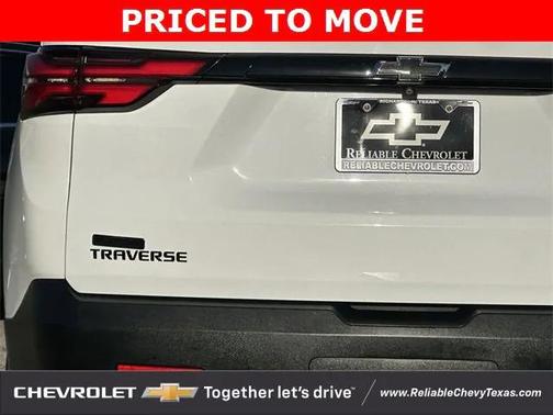 2022 Chevrolet Traverse LS