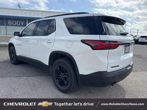 2022 Chevrolet Traverse LS