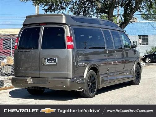 2025 Chevrolet Express 2500 RWD 2500 Extended Wheelbase WT