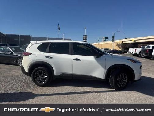 2023 Nissan Rogue S