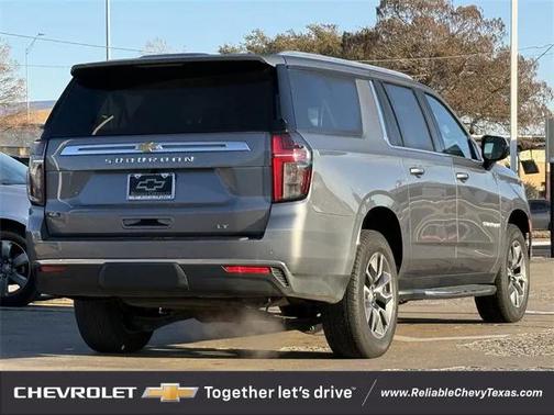 2021 Chevrolet Suburban LT