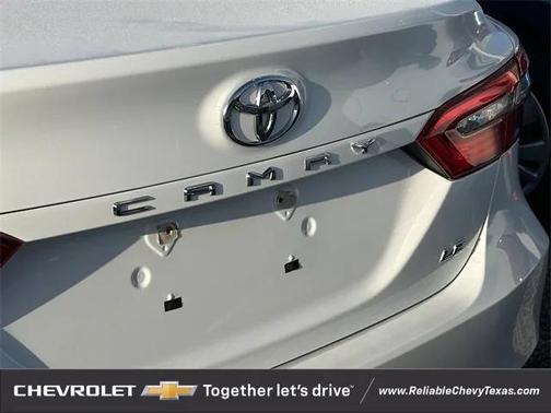 2020 Toyota Camry LE